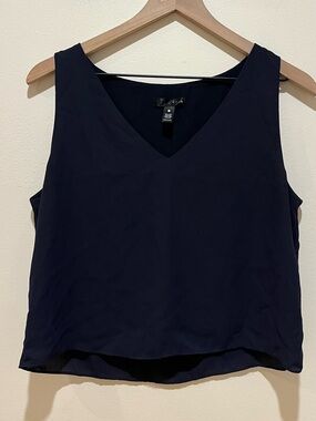 Aqua Brand Navy Blue V-Neck Cropped Sleeveless Blouse Top - Women’s Size Medium